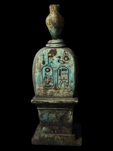 Rare Hathor statue from Ancient Egypt. 1 of 1 . The one-of-a-kind Hathor sculpture. - Image 8