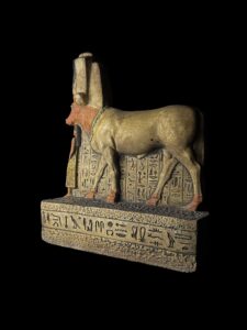 Goddess Hathor Statue with Amenhotep II: Vintage Stone Museum Replica - Image 8