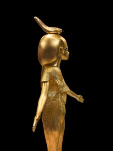 Egyptian Goddess Selket Statue: Museum Replica Piece - Image 8