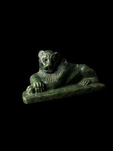 King Amenhotep III Lion Statue: Rare Egyptian Replica, Handmade - Image 8