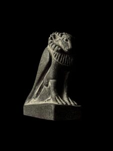 Rare Amun-Re Amulet: God Horus Falcon Body Statue - Image 8