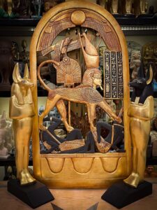 King Tutankhamun Ceremonial Shield Replica: Rare Egyptian Collection - Image 8