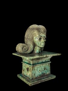 Handcarved Flamestone Egyptian Queen Statue Replica - Image 9