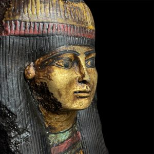 Handcarved Stone Egyptian Queen Statue: Rare Ancient Model - Image 9