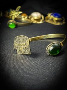 Goddess Isis Upper Arm Cuff, Elegant Egyptian Inspired Jewelry, Goddess Isis Inspired Arm Cuff,Egyptian handmade gifts. Isis armlet - Image 9