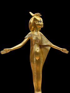 Egyptian Goddess Selket Statue: Museum Replica Piece - Image 9