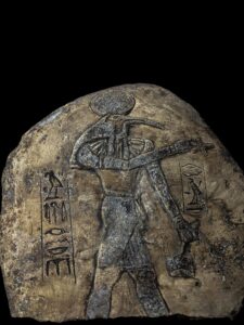 Vintage Egyptian God Thoth Rock: Decorative Altar Stone - Image 9