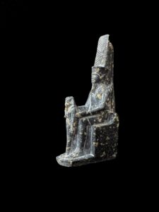 Egyptian God Amun Statue: Museum Replica - Image 9