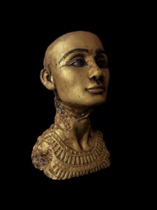 Handmade Nefertiti Bust Statue: Egyptian Queen Replica - Image 9