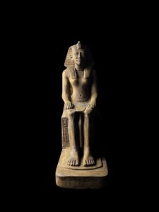 Basalt Hatshepsut Statue: Egyptian Museum Piece - Image 10