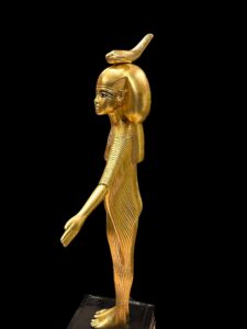 Egyptian Goddess Selket Statue: Museum Replica Piece - Image 10