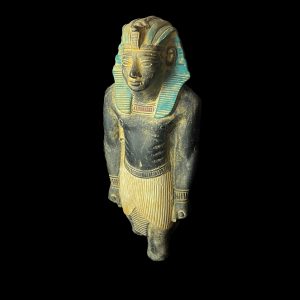 Thutmose III Statue: Egyptian Pharaoh Museum Replica - Image 10